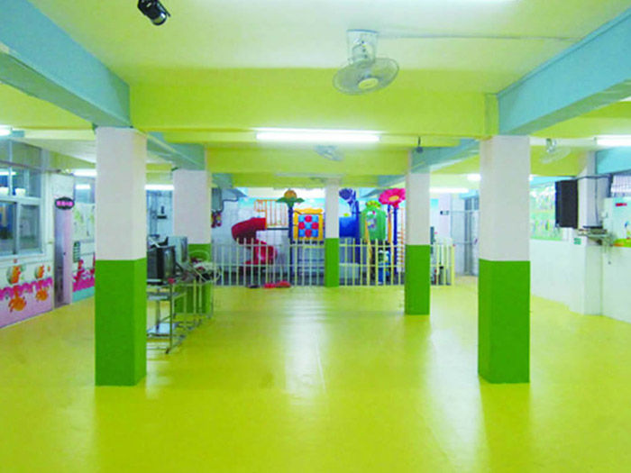 幼兒園地板實(shí)例4