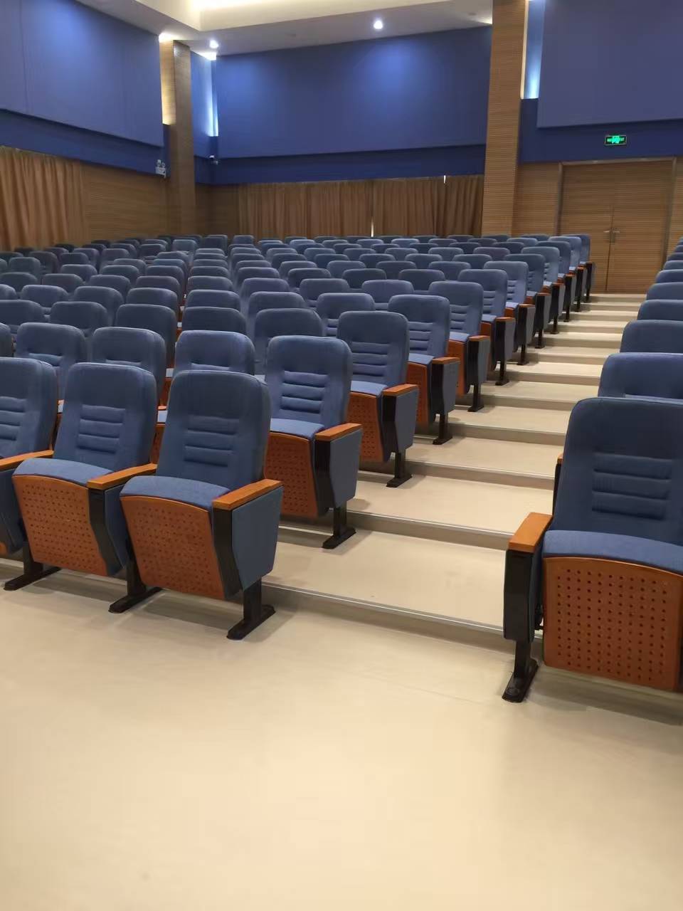 威孚地板商業辦公案例A11